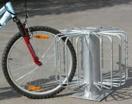 Stojan na kola paprskový 60x64 cm